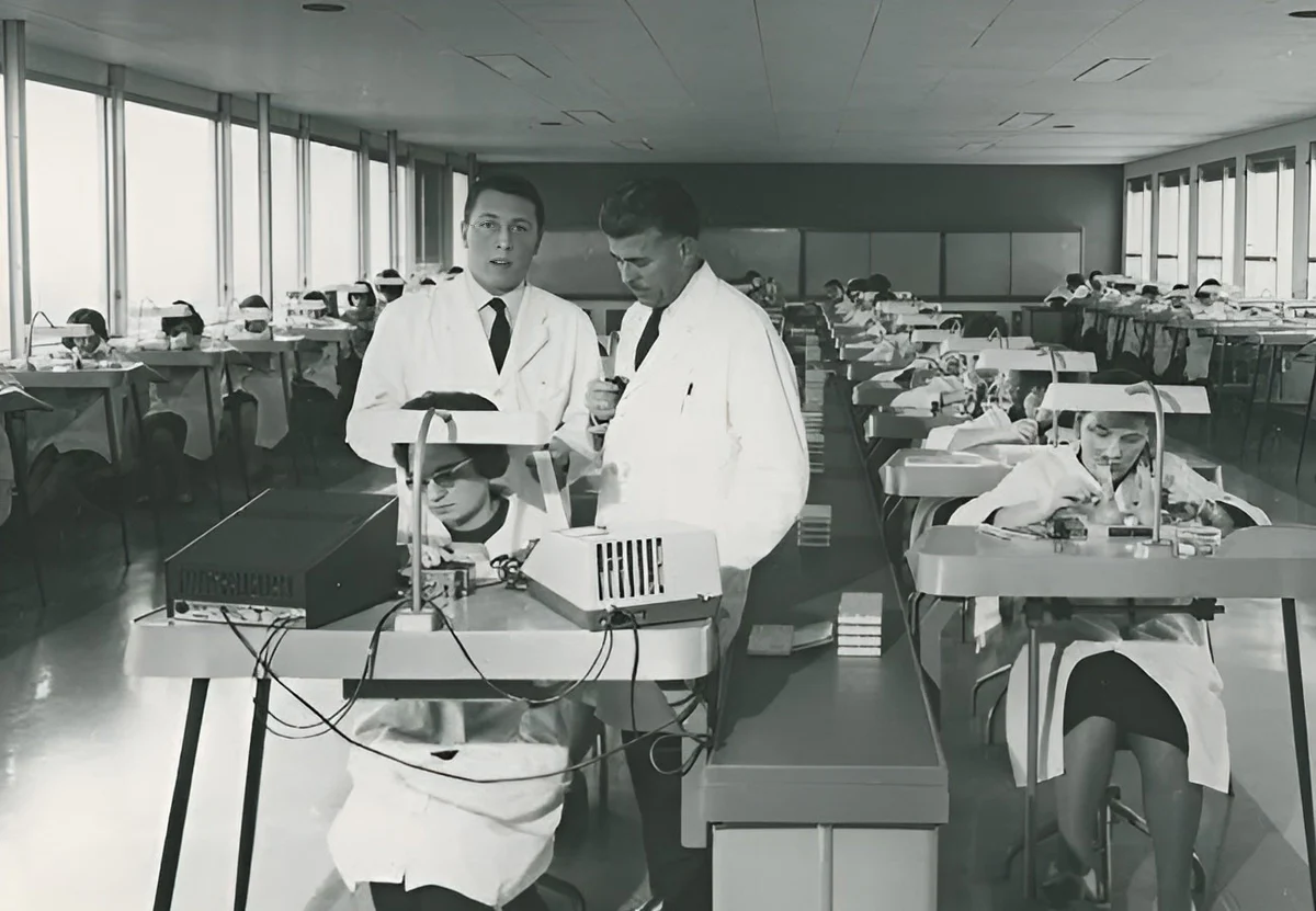 Photo historique de la marque de montres Yema