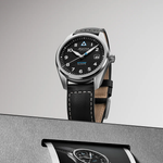 Cette montre pilote suisse peut fonctionner 10 mois sans voir la lumière