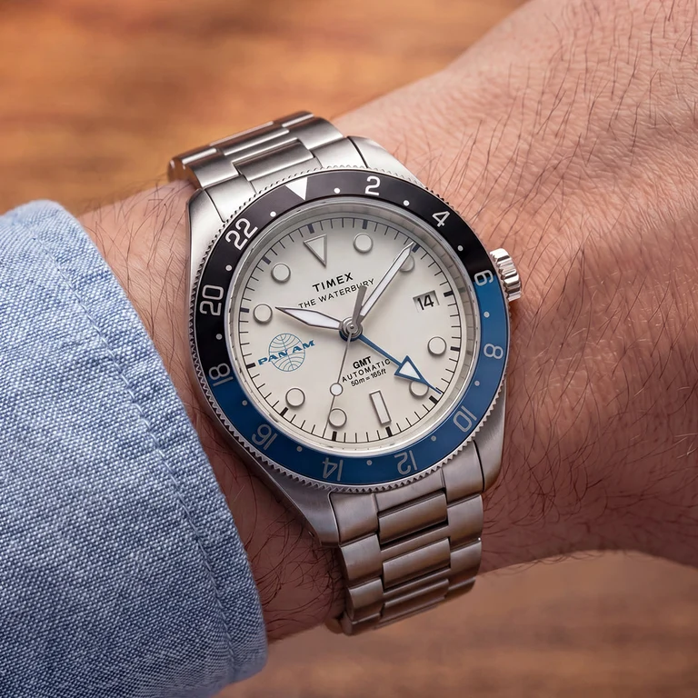Timex et Pan Am lancent deux GMT à 339 et 639 € : laquelle choisir ?